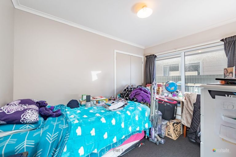 Photo of property in 6c Pokaka Street, Birchville, Upper Hutt, 5018