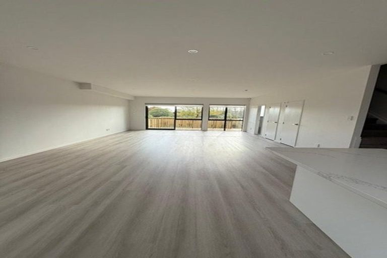 Photo of property in 18/35 Young Crescent, Drury, 2113