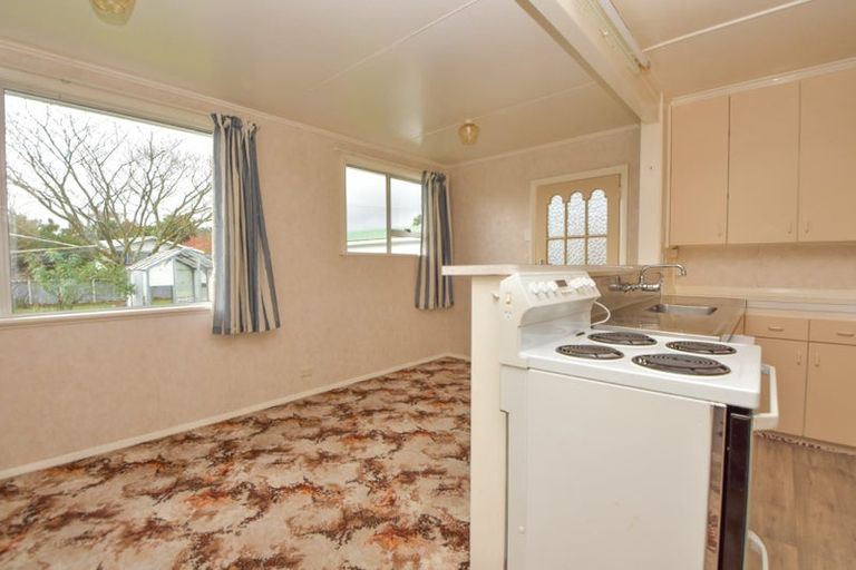 Photo of property in 25 Diamond Street, Carterton, 5713