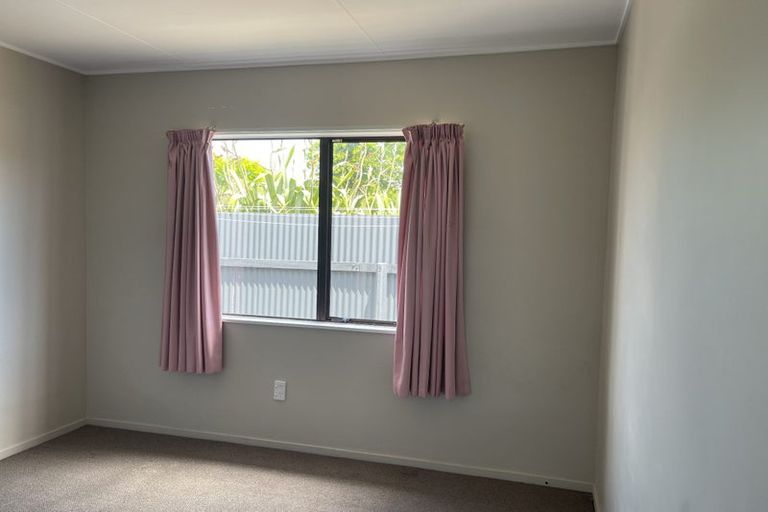 Photo of property in 5b Kilkee Terrace, Flaxmere, Hastings, 4120