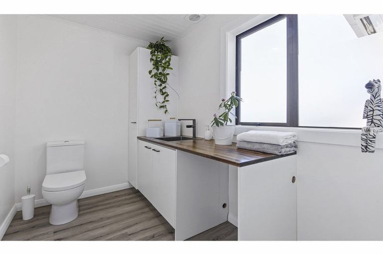 Photo of property in 30 Factory Road, Belfast, Christchurch, 8051