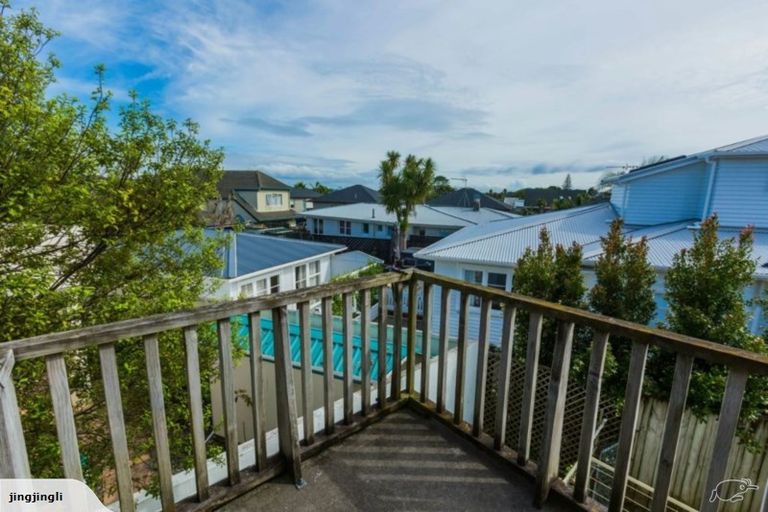 Photo of property in 95 Clovelly Road, Bucklands Beach, Auckland, 2012