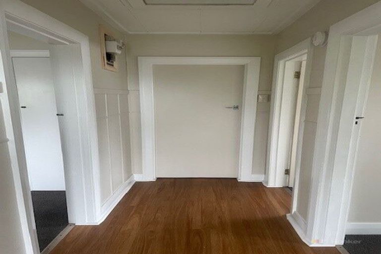 Photo of property in 8 Holmes Street, Waimate, 7924