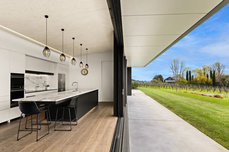 Photo of property in 25 Side Road, Haumoana, 4180