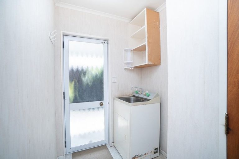 Photo of property in 120 John F Kennedy Drive, Milson, Palmerston North, 4414