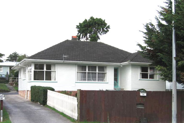 Photo of property in 98 Barrys Road, Glendene, Auckland, 0602