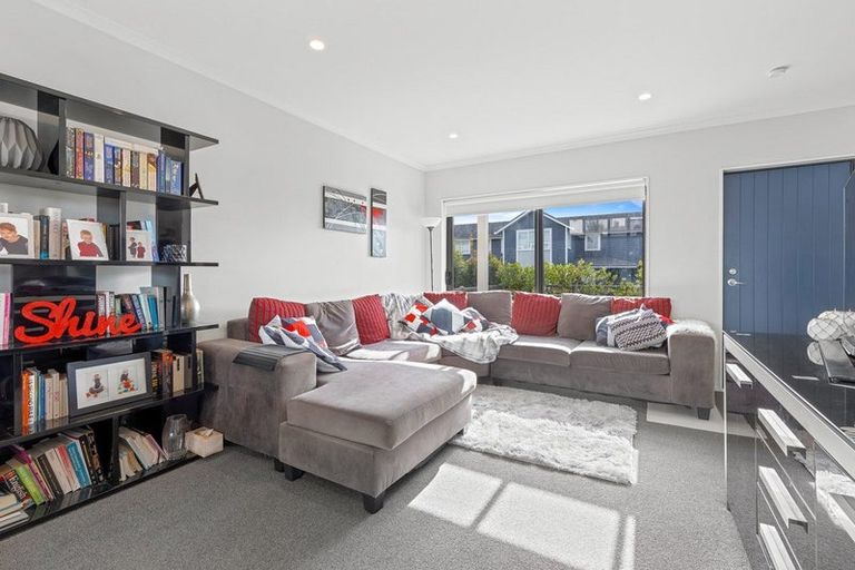 Photo of property in 76 Whenuapai Drive, Whenuapai, Auckland, 0618