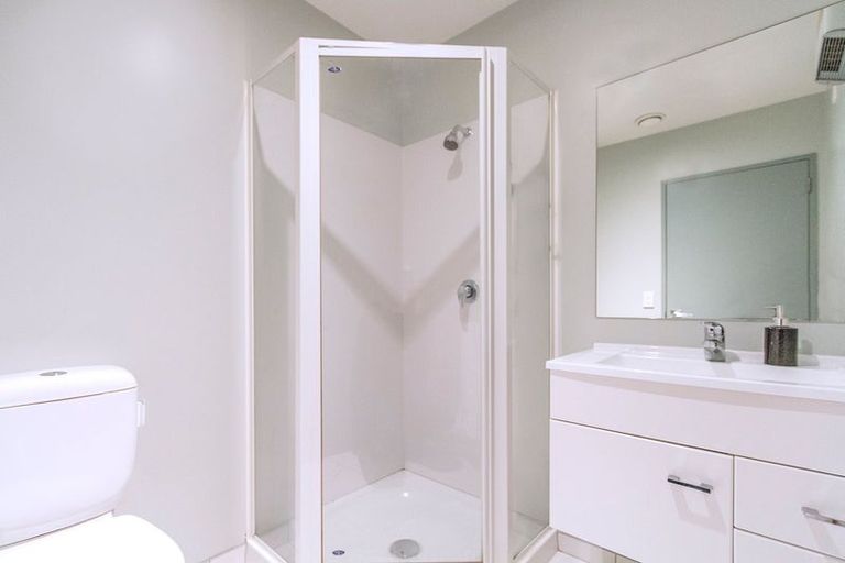 Photo of property in 13/14 Brougham Street, Addington, Christchurch, 8024