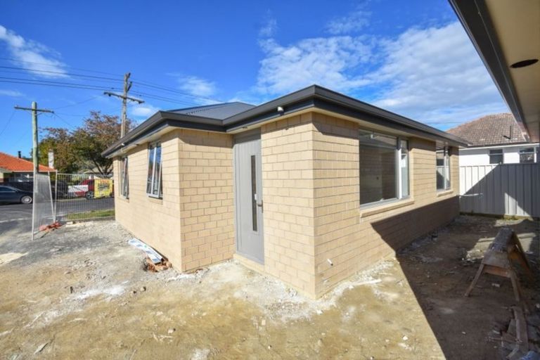 Photo of property in 2 Bruce Street, Roslyn, Dunedin, 9011