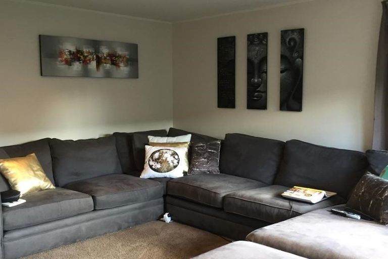 Photo of property in 126 Spinella Drive, Bayview, Auckland, 0629