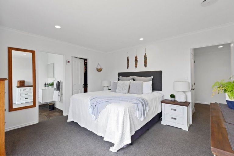 Photo of property in 19 Sovereign Drive, Papamoa Beach, Papamoa, 3118