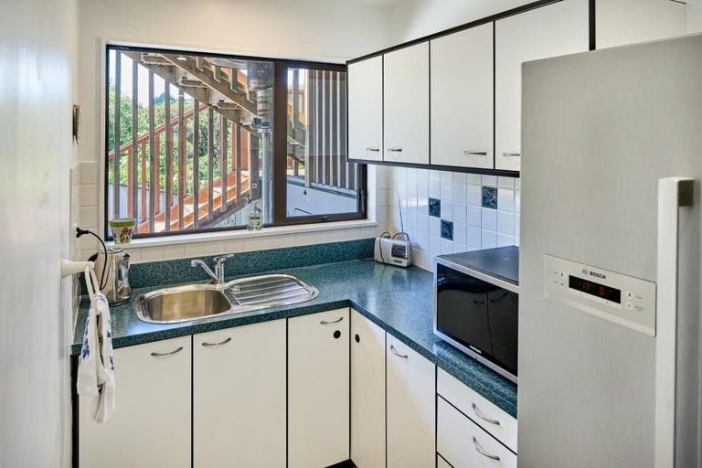 Photo of property in 12 Dornoch Place, Papakowhai, Porirua, 5024