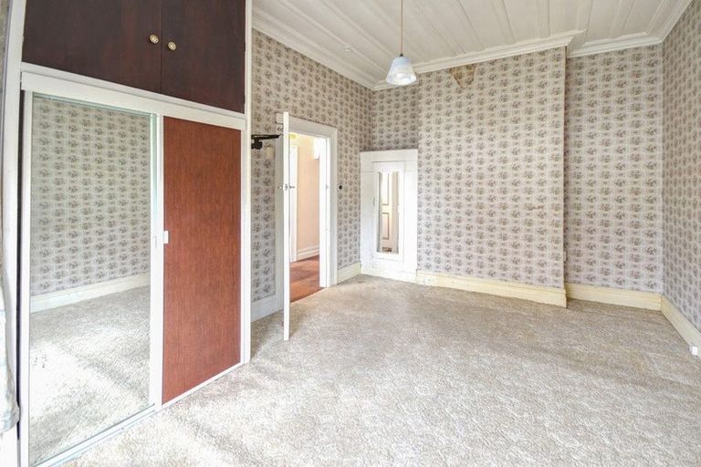 Photo of property in 18 Galloway Street, Mornington, Dunedin, 9011