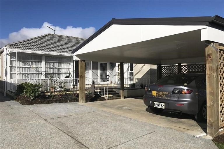 Photo of property in 10 Carbine Road, Mount Wellington, Auckland, 1060