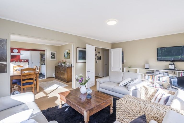 Photo of property in 55 Belvedere Avenue, Waikanae, 5036