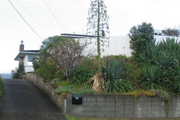 Photo of property in 14 Gray Avenue, Paraparaumu Beach, Paraparaumu, 5032