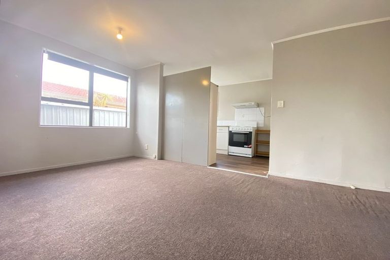 Photo of property in 1/194 Te Irirangi Drive, Flat Bush, Auckland, 2023