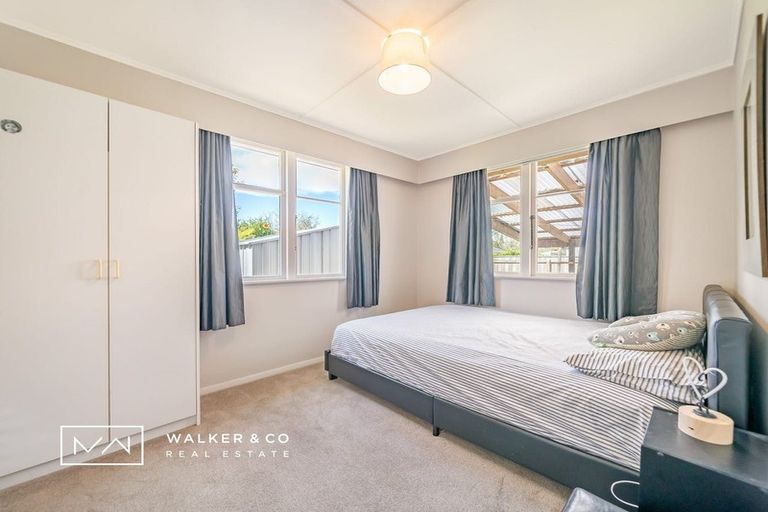 Photo of property in 1/4 Tui Grove, Elderslea, Upper Hutt, 5018