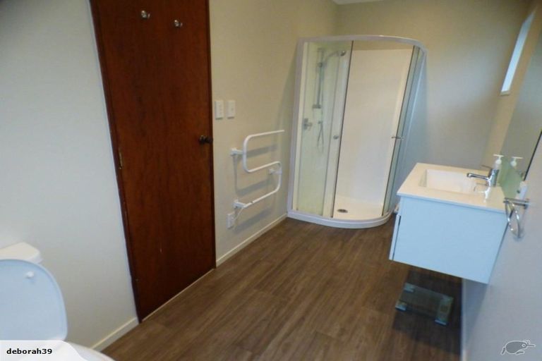 Photo of property in 48 Fyvie Avenue, Tawa, Wellington, 5028