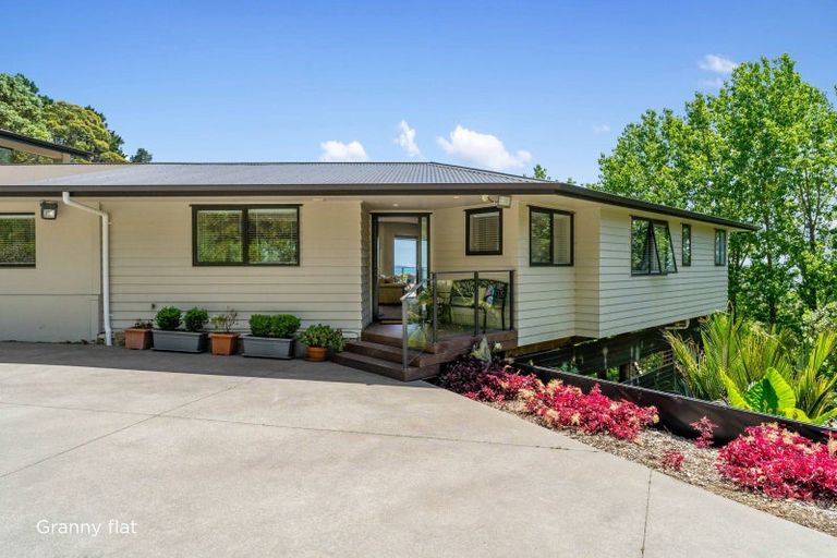 Photo of property in 586 Whitford Road, Whitford, Howick, 2571