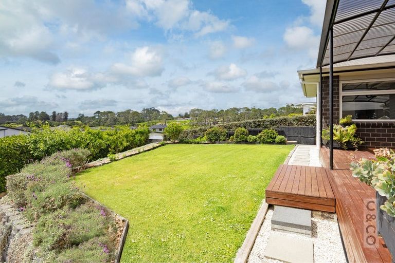 Photo of property in 96 Pohutukawa Parade, Riverhead, 0820