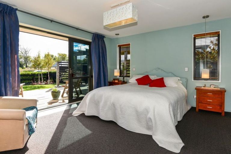 Photo of property in 21 Old Red Barn Road, Halswell, Christchurch, 8025