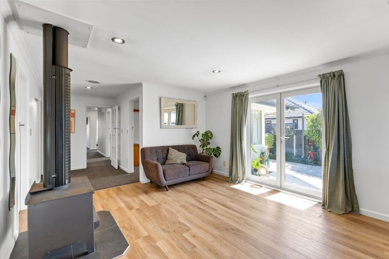 Photo of property in 33 Brynley Street, Hornby, Christchurch, 8042