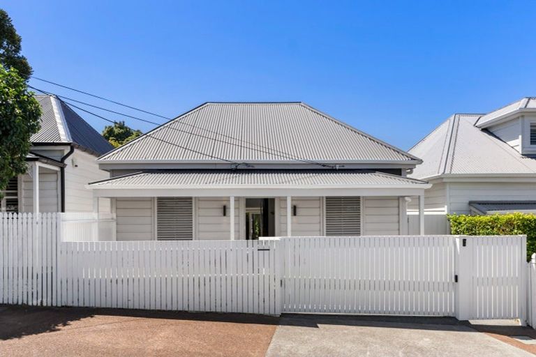 Photo of property in 74 Brighton Road, Parnell, Auckland, 1052
