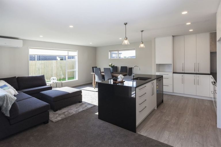 Photo of property in 61 Rannoch Drive, Broomfield, Christchurch, 8042