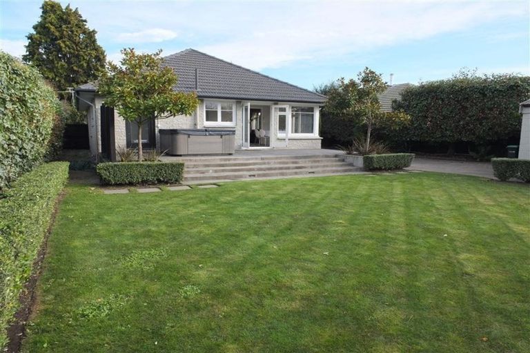 Photo of property in 5 Fitzroy Place, Bishopdale, Christchurch, 8053
