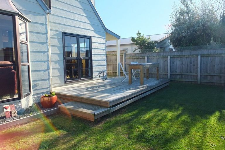 Photo of property in 12 Low Avenue, Foxton Beach, Foxton, 4815