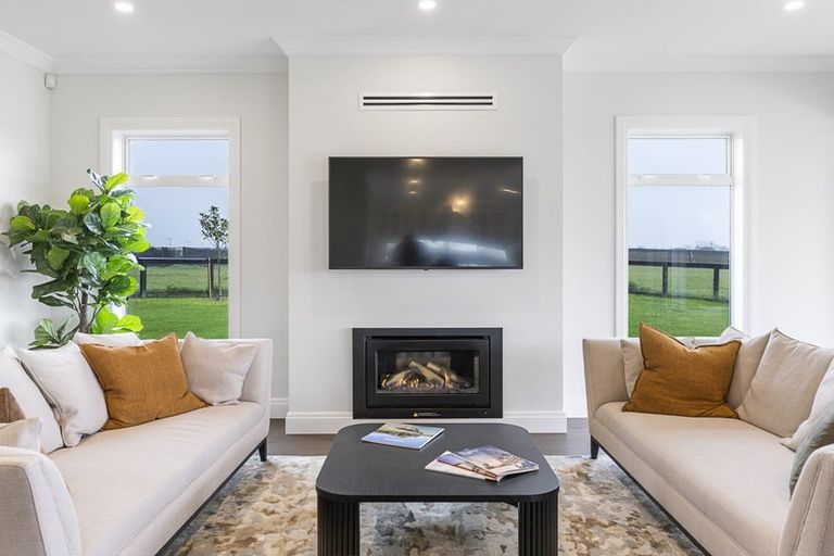 Photo of property in 4 Sunline Drive, Leamington, Cambridge, 3432