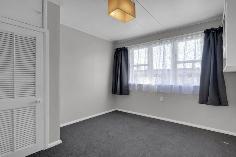 Photo of property in 16 Verel Street, Fairfield, Hamilton, 3214