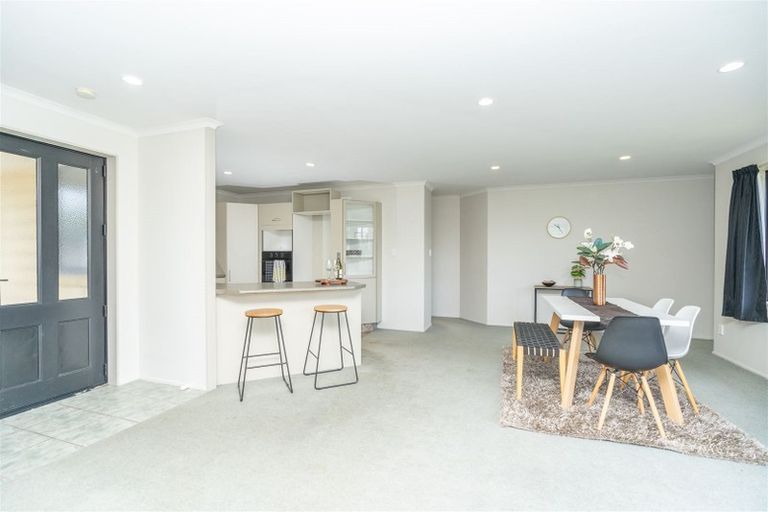 Photo of property in 7 Woodgreen Way, Hamilton East, Hamilton, 3216