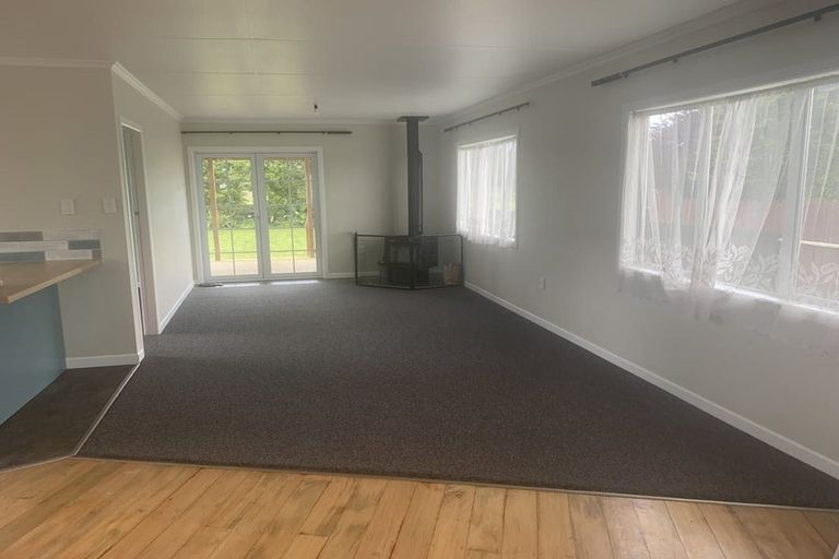 Photo of property in 249 Glover Road, Hawera, 4610