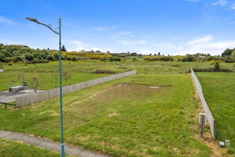 Photo of property in 5 Oakland Place, Ngongotaha, Rotorua, 3010