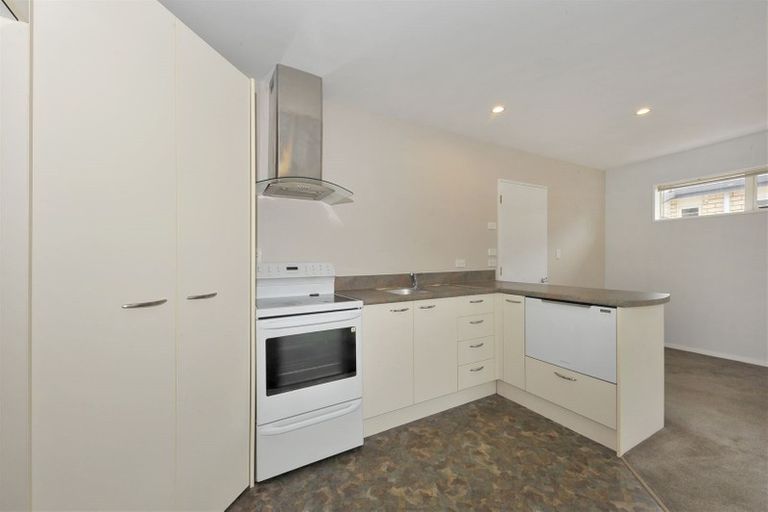 Photo of property in 24/13 Sylvan Street, Hillmorton, Christchurch, 8024