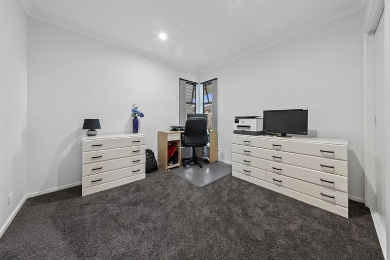 Photo of property in 120 Hillpark Drive, Pokeno, 2402