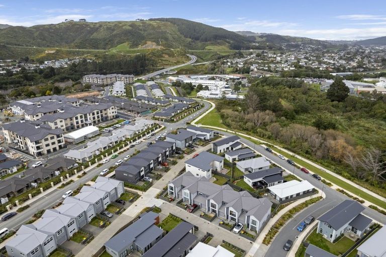 Photo of property in 10 Tieke Lane, Kenepuru, Porirua, 5022