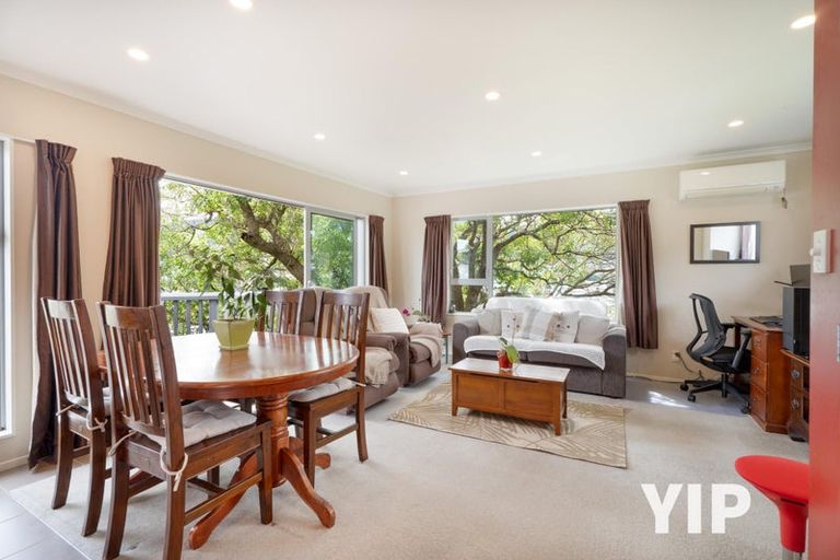Photo of property in 35 Tawa Terrace, Tawa, Wellington, 5028