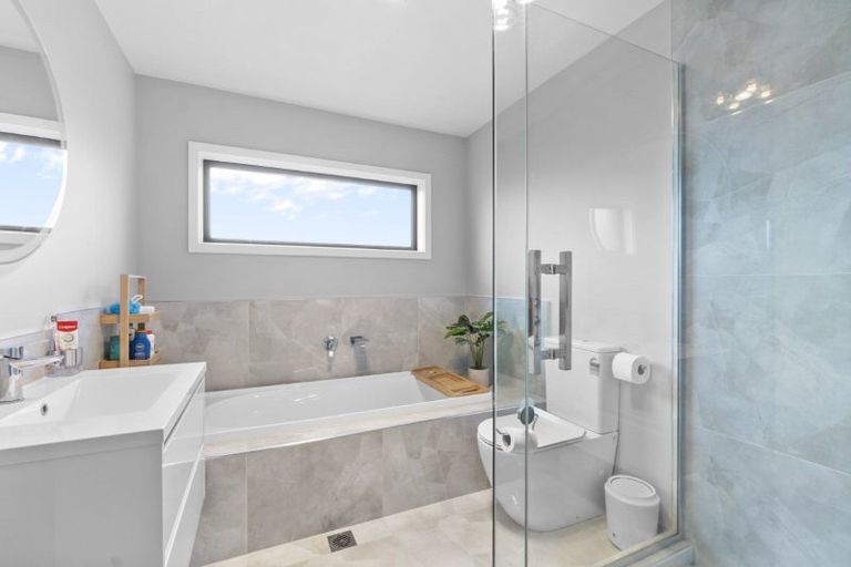 Photo of property in 13/15 Onukutara Place, Huntington, Hamilton, 3281