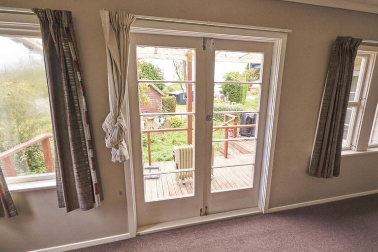 Photo of property in 24 Pompolona Street, Te Anau, 9600