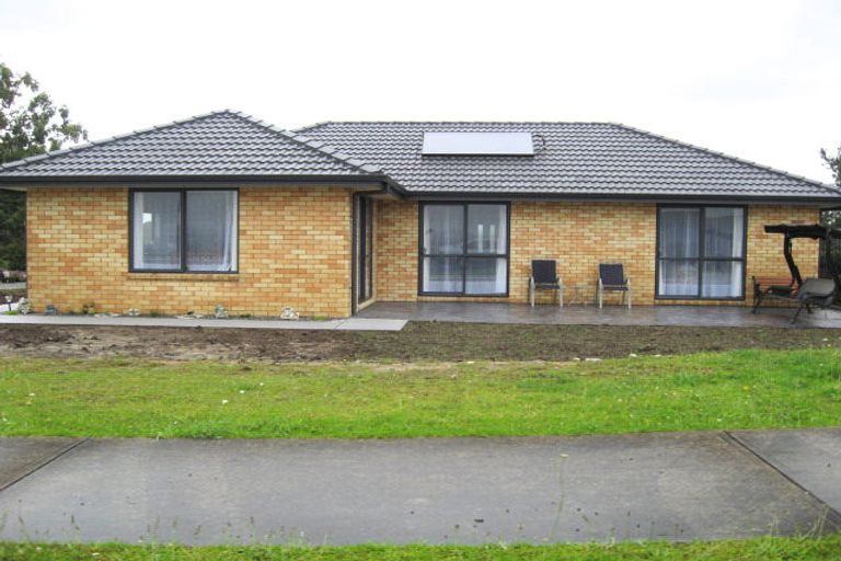 Photo of property in 35 Raewyn Street, Morningside, Whangarei, 0110