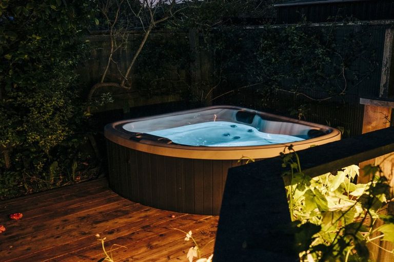 Photo of property in 2/67 Conway Street, Somerfield, Christchurch, 8024