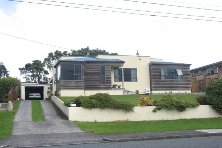 Photo of property in 12 Hursthouse Street, Vogeltown, New Plymouth, 4310