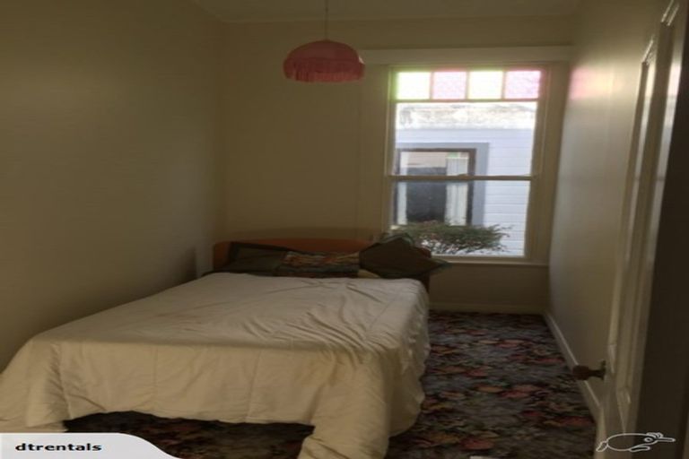 Photo of property in 70 Derwent Street, Island Bay, Wellington, 6023