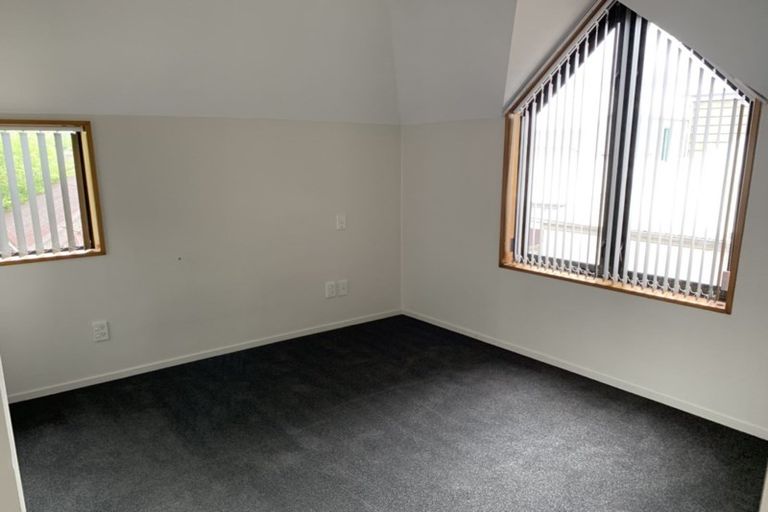 Photo of property in 158a Edgeware Road, Edgeware, Christchurch, 8013