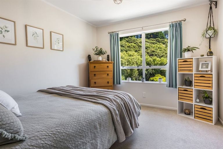 Photo of property in 17 Carvel Lane, Whitby, Porirua, 5024