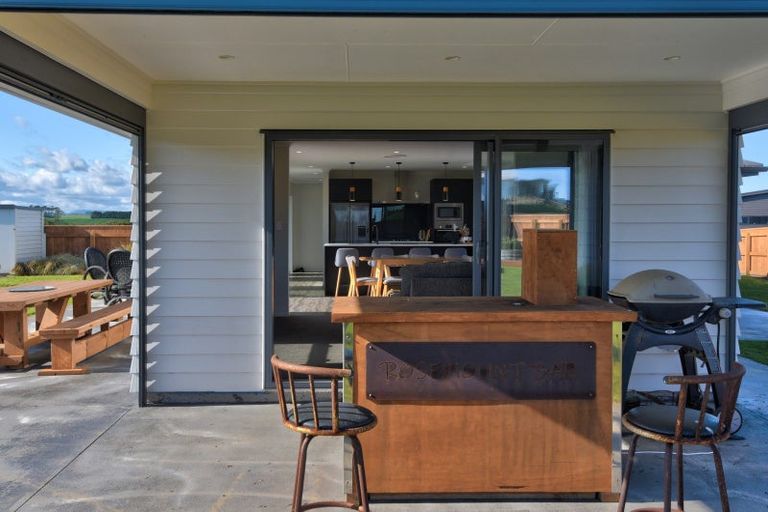 Photo of property in 4 Rosemount Road, Waverley, 4591