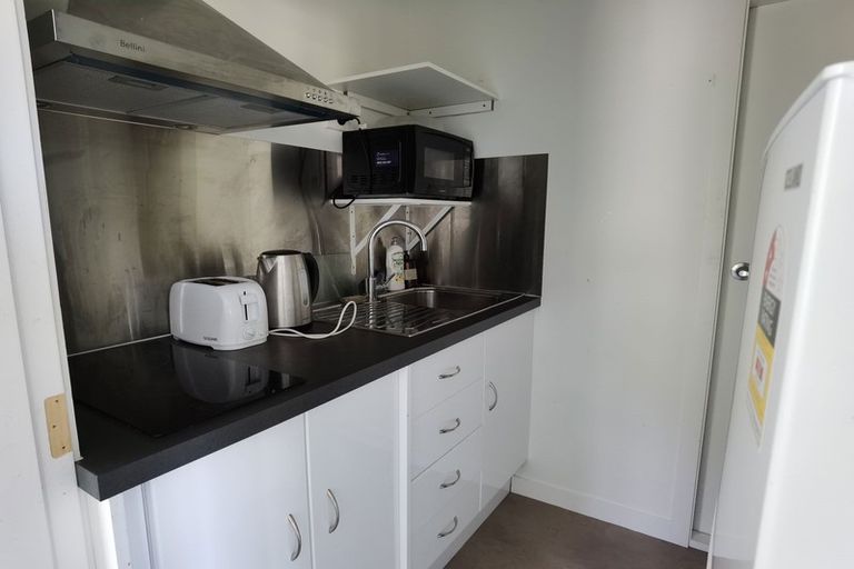 Photo of property in 84b Evans Bay Parade, Roseneath, Wellington, 6021